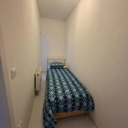 Sahar's Apartment